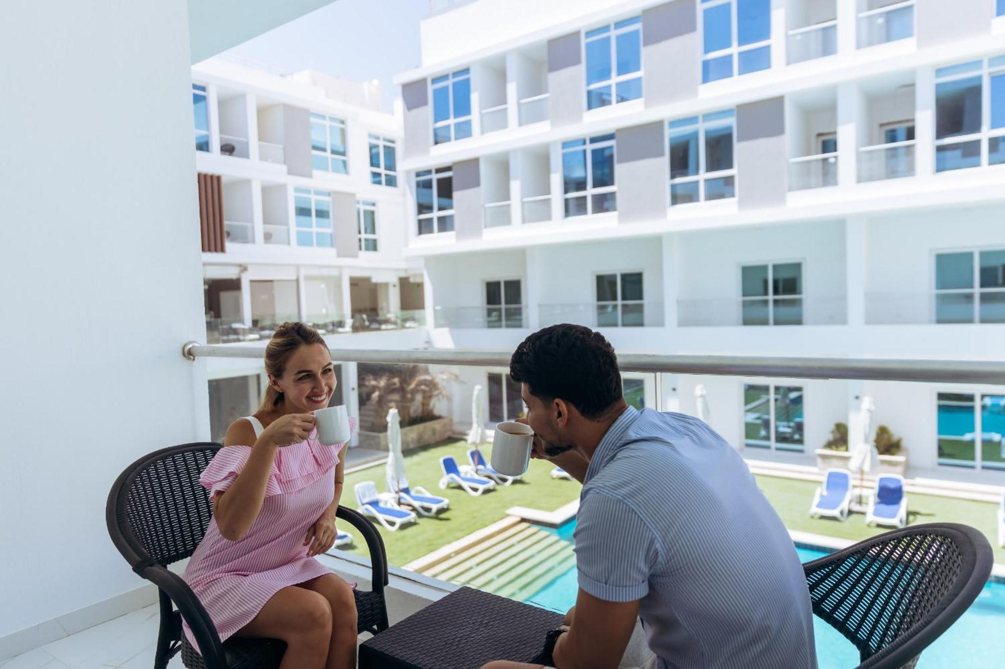 Sky Star Hotel Free Shuttle To Hurghada City Center Bagian luar foto