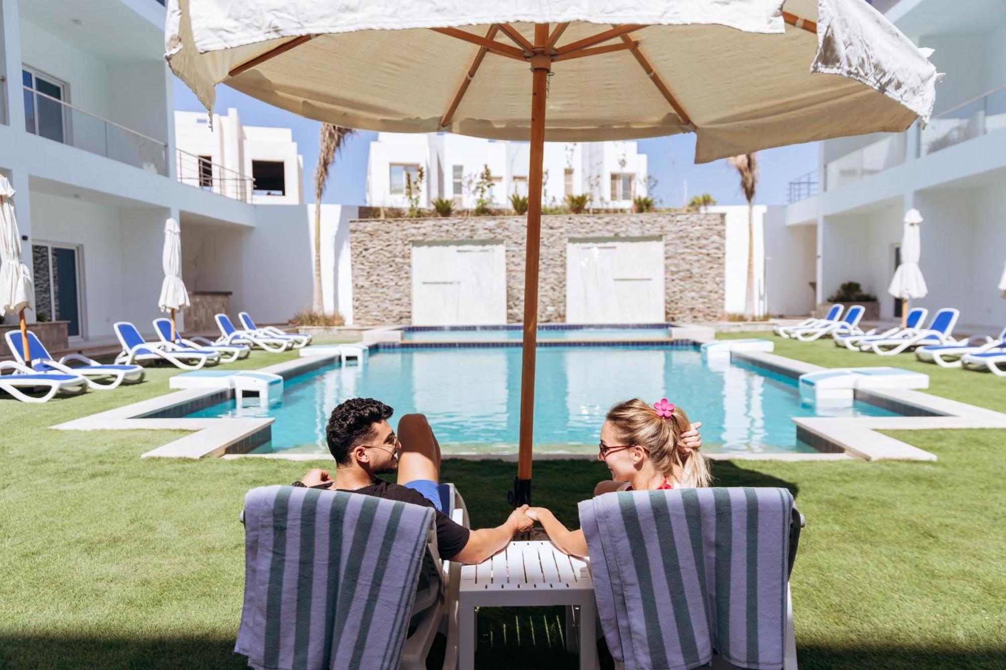 Sky Star Hotel Free Shuttle To Hurghada City Center Bagian luar foto