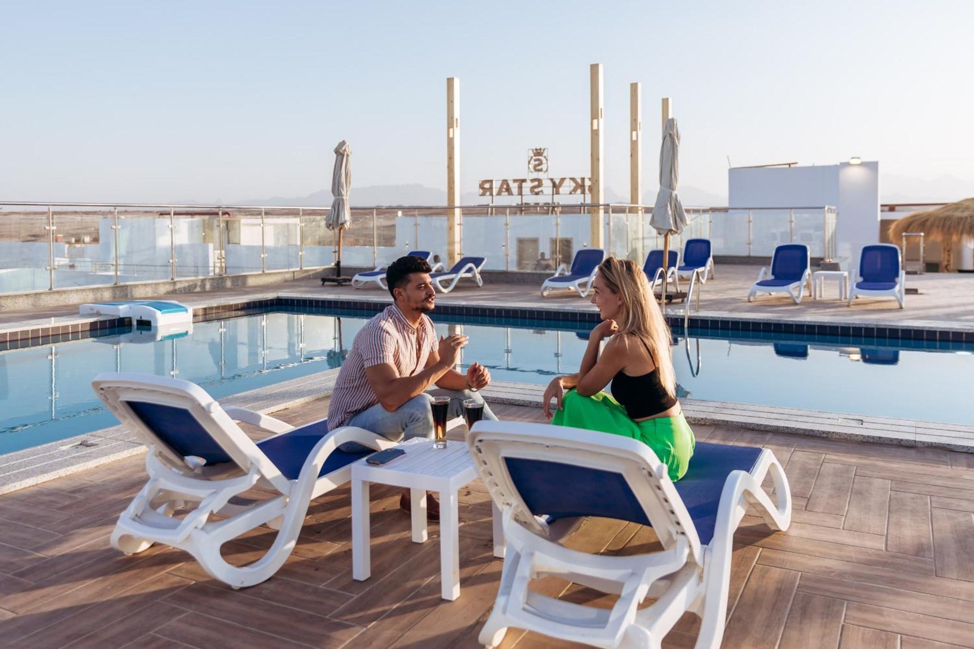 Sky Star Hotel Free Shuttle To Hurghada City Center Bagian luar foto